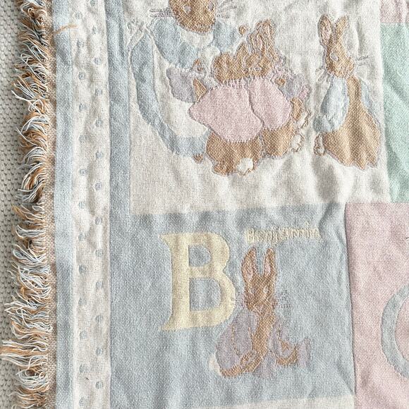 Quiltex Vintage USA Woven Fringe ABC Beatrix Potter Baby Blanket Throw Comforter - Picture 3 of 12